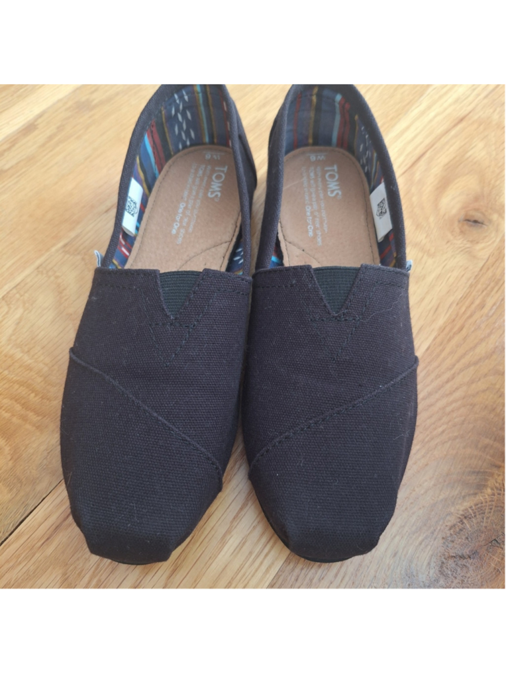 TOMS CLASSIC Canvas Shoes Womens Size 6 Black Solid Alpargatas - Picture 3 of 9